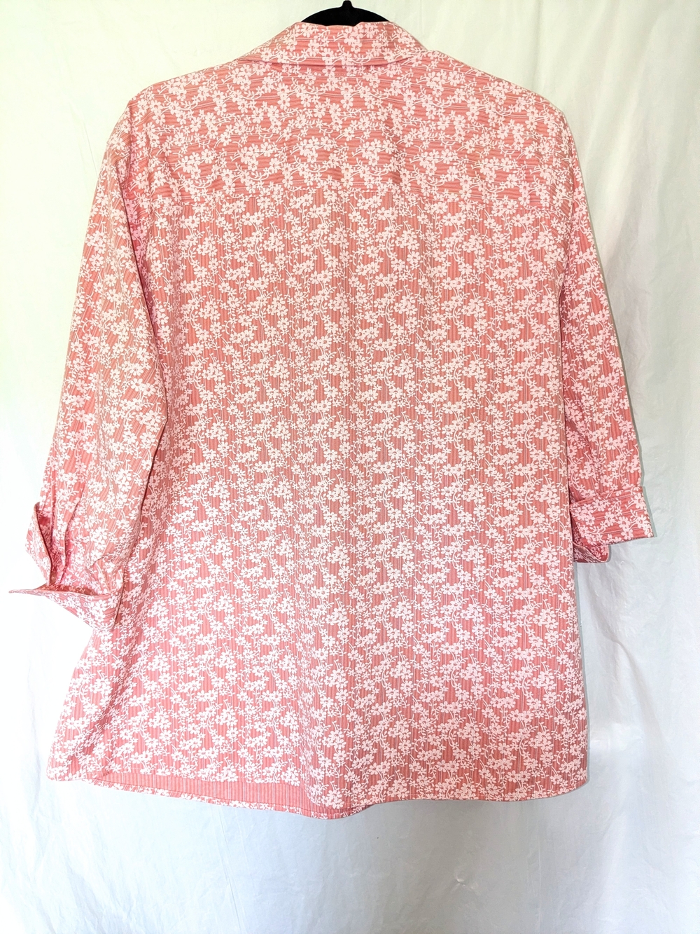 Eddie Bauer Pink Reddish Floral Button-Front - Picture 2 of 3